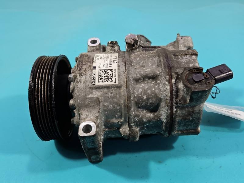 Компрессор кондиционера Skoda Octavia 3 5Q0816803E — фото детали 4