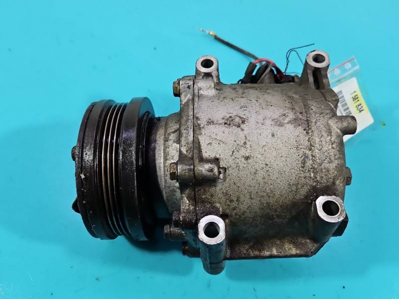 Компресор кондиціонера Honda CR-V DV0286558 — фото деталі 5
