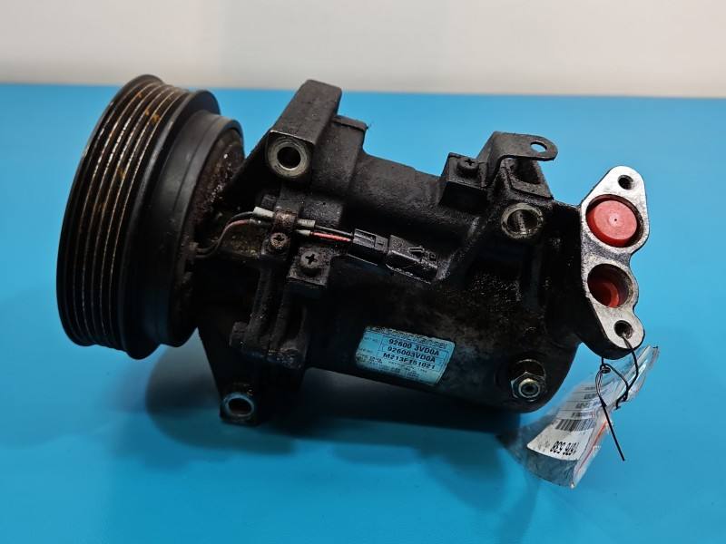 Компресор кондиціонера Nissan Juke 92600-3VD0A — фото деталі 5