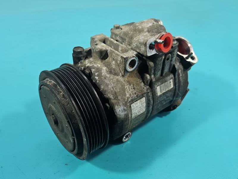 Компрессор кондиционера Volkswagen Polo 6Q0820808B