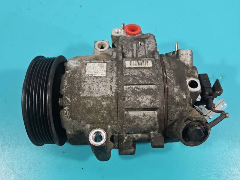Компрессор кондиционера Volkswagen Polo 6Q0820808B — фото детали 3