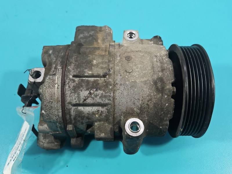 Компрессор кондиционера Volkswagen Polo 6Q0820808B — фото детали 7