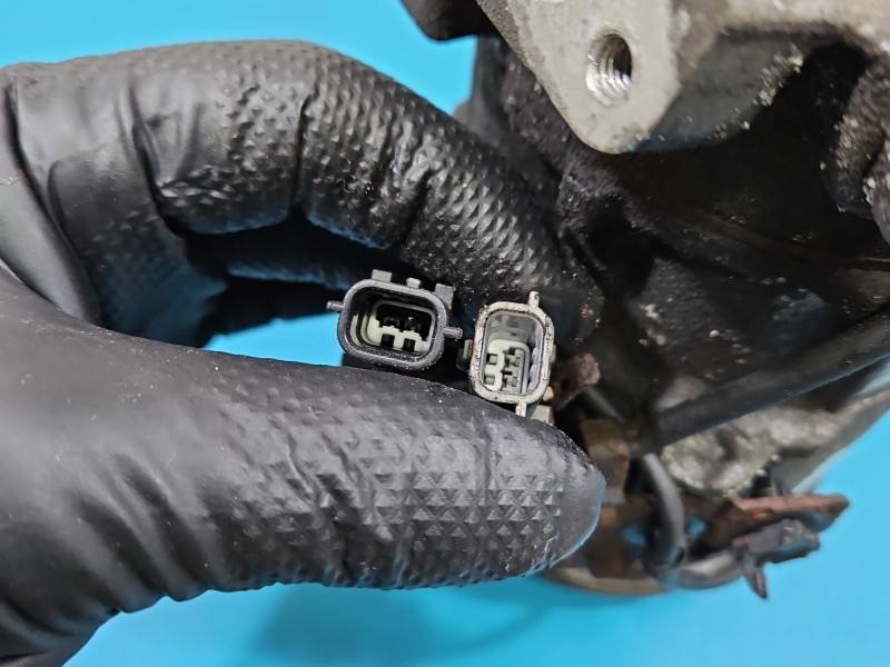 Компресор кондиціонера Nissan X-trail 447250-1520 — фото деталі 8