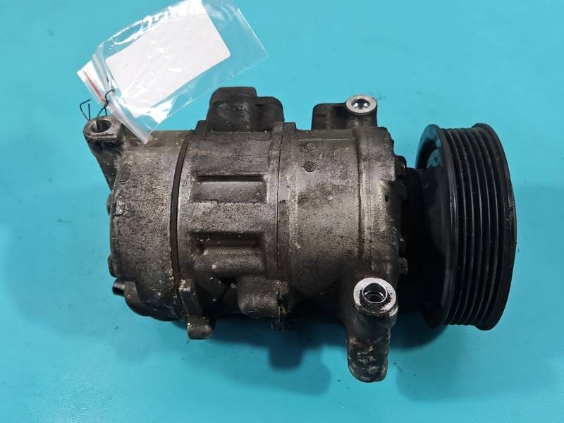 Компрессор кондиционера Volkswagen Scirocco 1K0820808A — фото детали 7