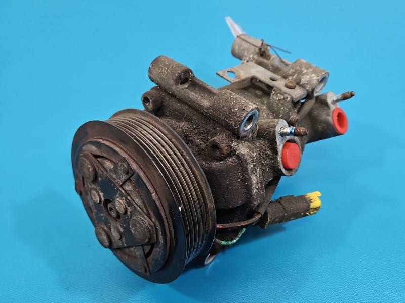 Компресор кондиціонера Peugeot 301 9814865380