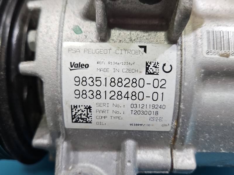 Компрессор кондиционера Citroen C5 9838128480 — фото детали 9