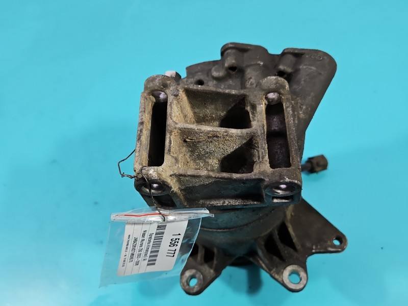 Компресор кондиціонера Nissan Murano 92600-CA010 — фото деталі 10