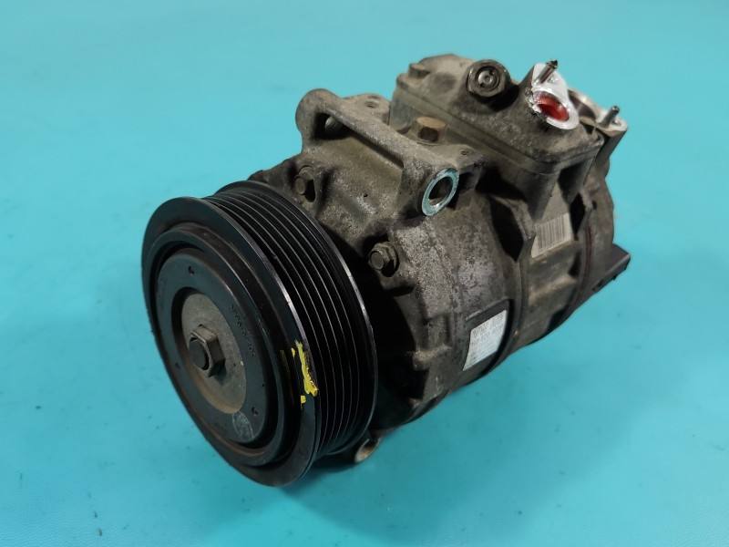Компресор кондиціонера Volkswagen Golf 5 1K0820803P
