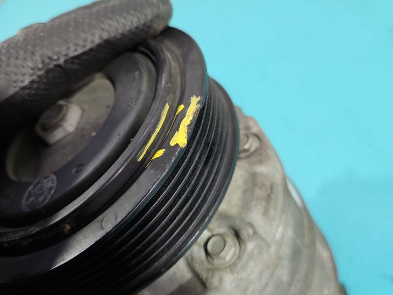 Компресор кондиціонера Volkswagen Golf 5 1K0820803P — фото деталі 9