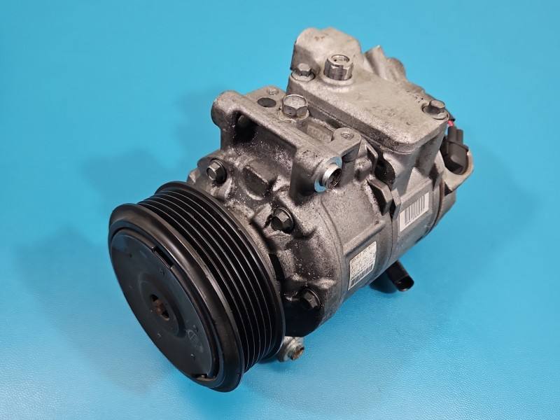 Компрессор кондиционера Audi Q7 4E0260805BC