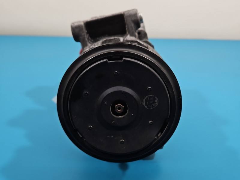 Компрессор кондиционера Audi Q7 4E0260805BC — фото детали 2