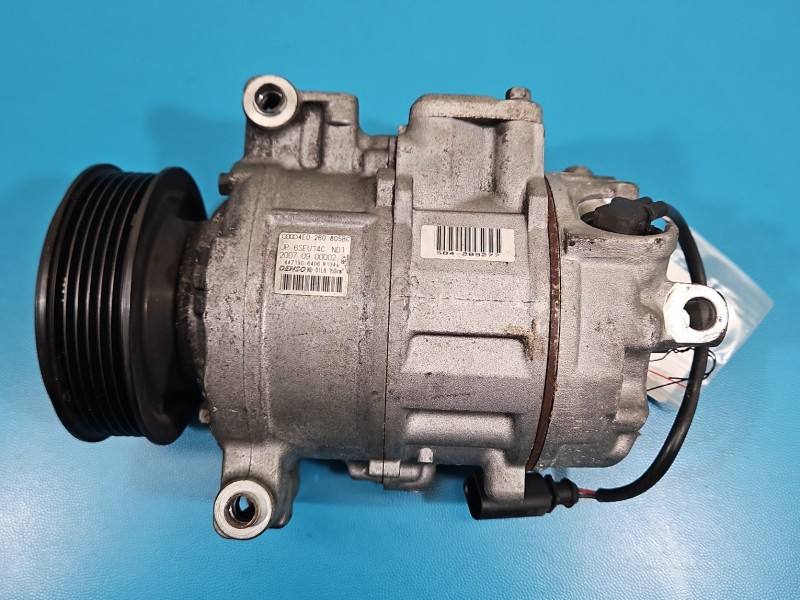 Компрессор кондиционера Audi Q7 4E0260805BC — фото детали 5