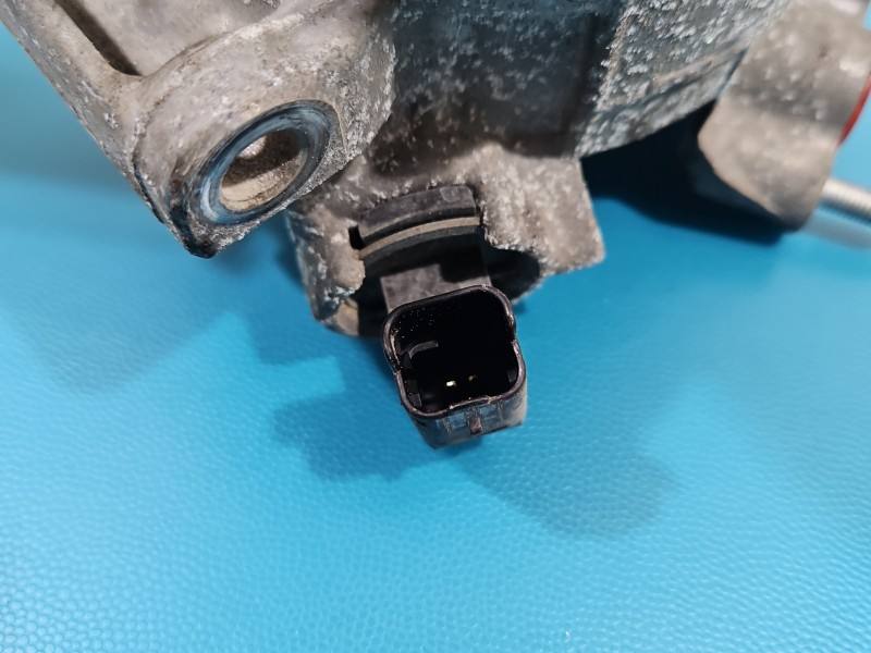 Компрессор кондиционера Peugeot 508 9829934580 — фото детали 6