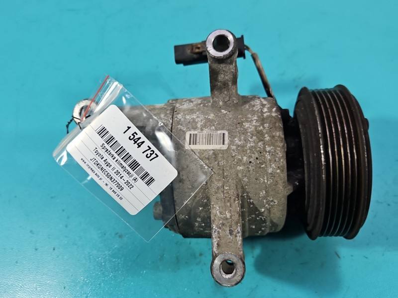 Компресор кондиціонера Toyota Aygo 88310-YV010-D — фото деталі 5