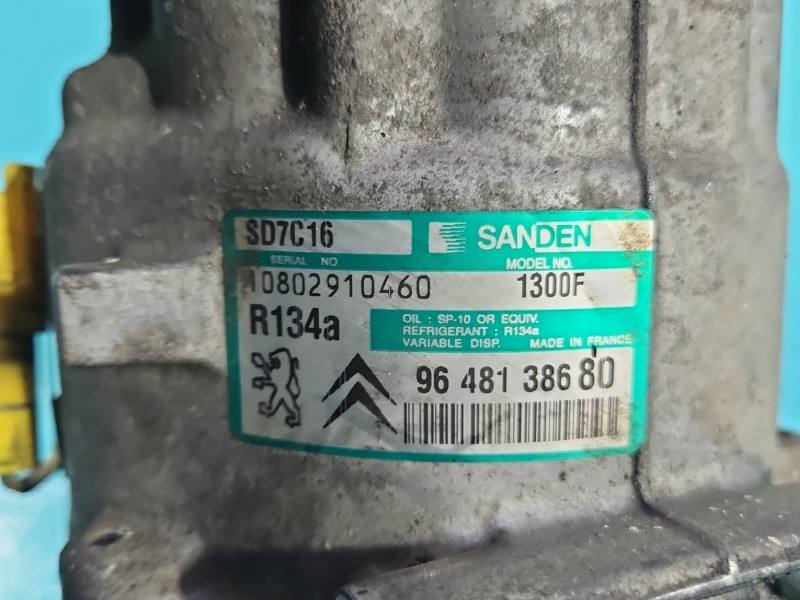 Компрессор кондиционера Toyota Avensis Verso 9648138680 — фото детали 4