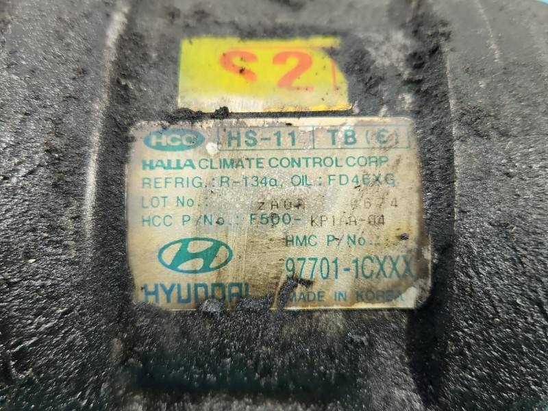 Компресор кондиціонера Hyundai Getz 97701-1CXXX — фото деталі 3