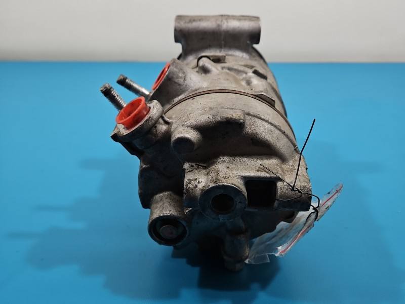 Компресор кондиціонера Dodge Caliber KTT090149 — фото деталі 4