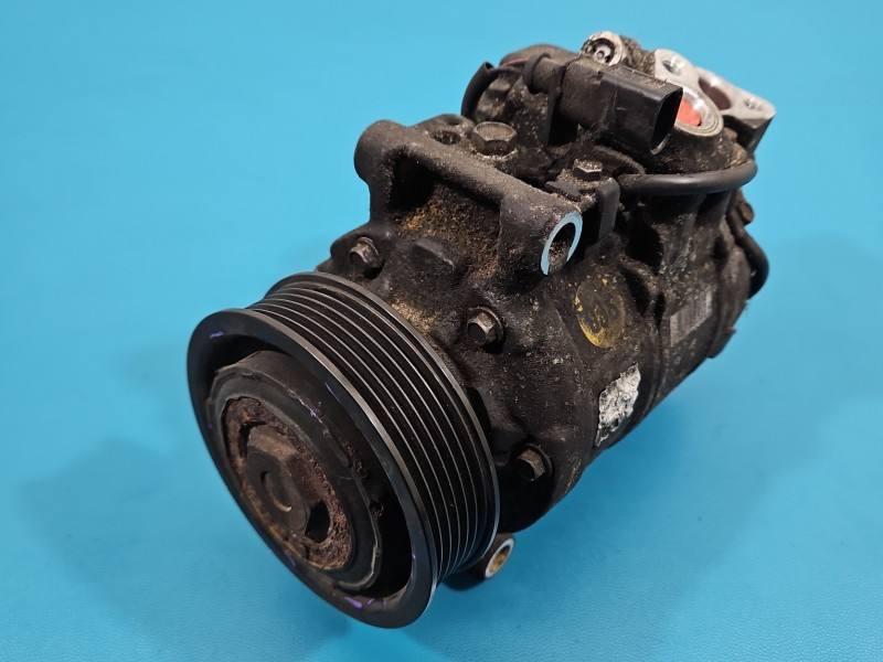 Компресор кондиціонера Audi A5 8T 8K0260805F