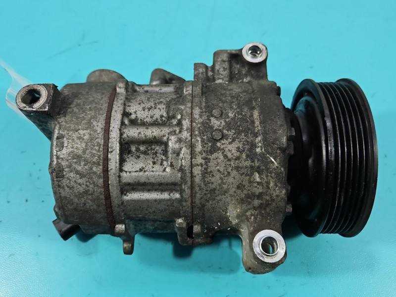 Компресор кондиціонера Audi Q5 8T0260805E — фото деталі 9