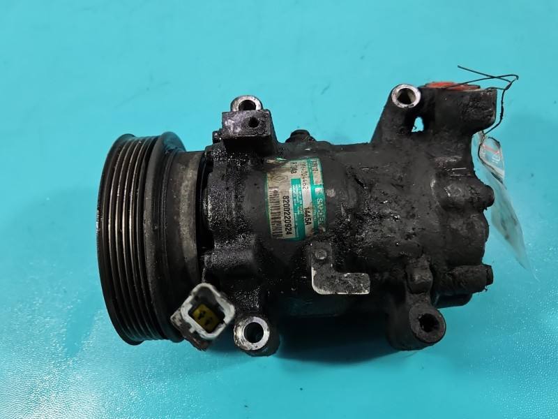 Компрессор кондиционера Nissan Micra 8200220924 — фото детали 3