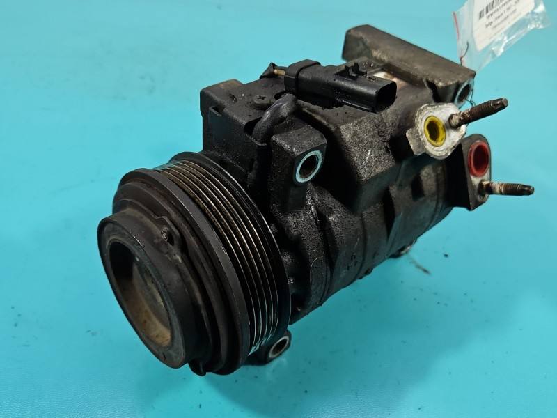 Компрессор кондиционера Dodge Caravan 447260-6361