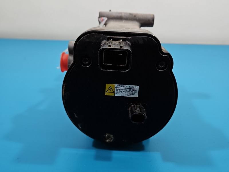 Компрессор кондиционера Toyota Rav4 042400-1103 — фото детали 4