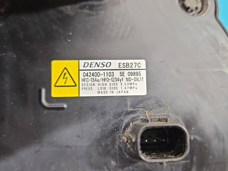 Компрессор кондиционера Toyota Rav4 042400-1103 — фото детали 7