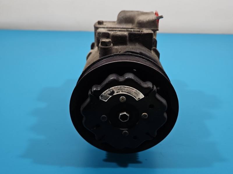 Компресор кондиціонера Seat Ibiza 6Q0820803D — фото деталі 2