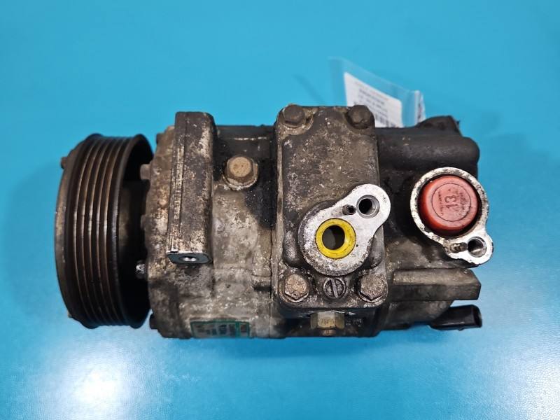 Компрессор кондиционера Volkswagen Passat B6 1K0820803Q — фото детали 6