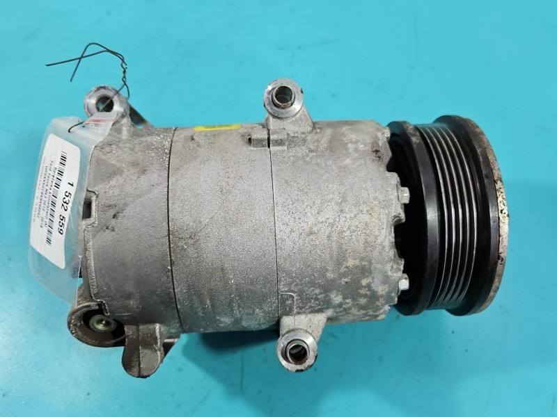 Компресор кондиціонера Ford Focus AV61-19D629-CA — фото деталі 6