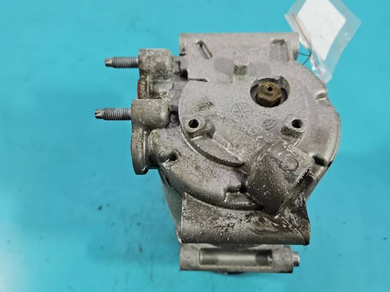 Компресор кондиціонера Ford Focus AV61-19D629-CA — фото деталі 7