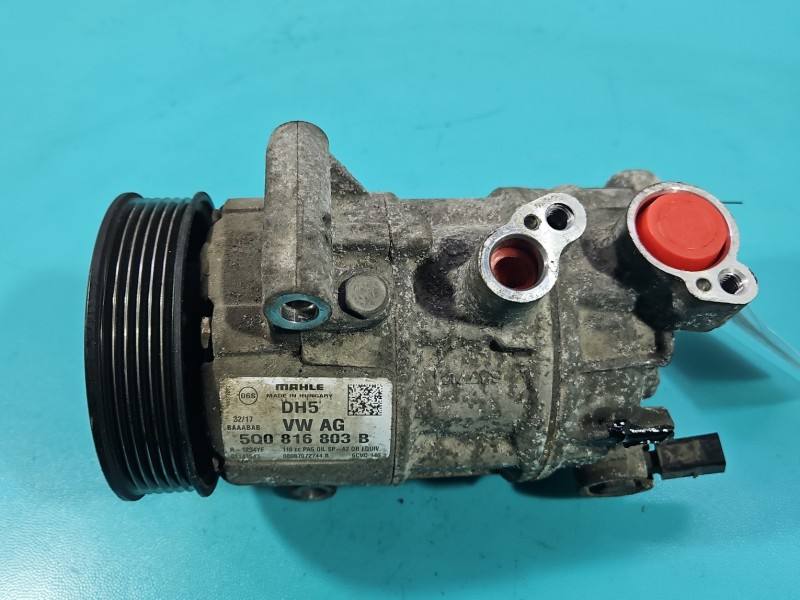 Компресор кондиціонера Volkswagen Passat B8 5Q0816803B — фото деталі 2