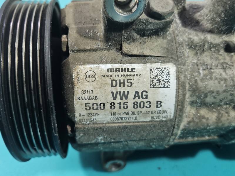 Компресор кондиціонера Volkswagen Passat B8 5Q0816803B — фото деталі 3