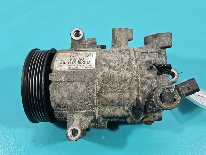 Компресор кондиціонера Volkswagen Passat B8 5Q0816803B — фото деталі 4