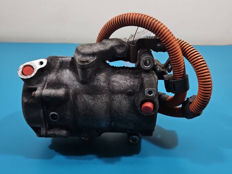Компрессор кондиционера Toyota Prius 042000-0194 — фото детали 3