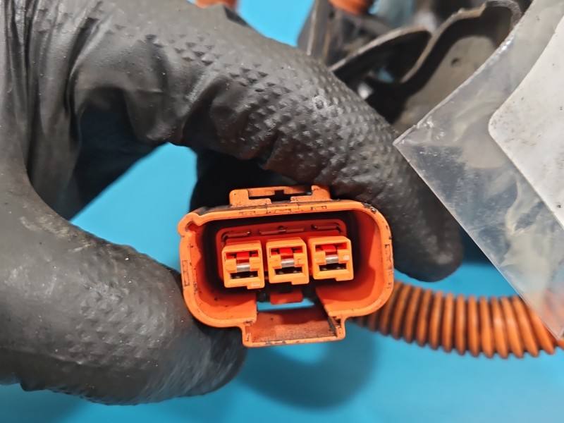Компрессор кондиционера Toyota Prius 042000-0194 — фото детали 7