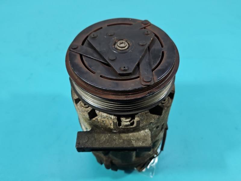 Компресор кондиціонера Renault Laguna 8200720780 — фото деталі 6