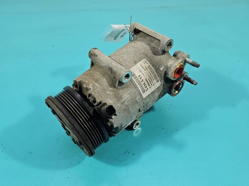 Компрессор кондиционера Volvo V40 31404441