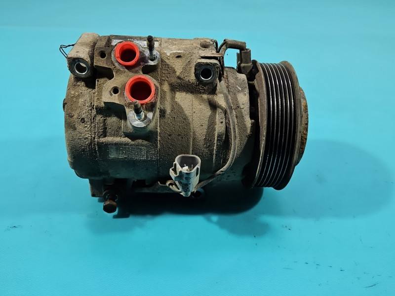 Компресор кондиціонера Toyota Land Cruiser 447220-5261 — фото деталі 2