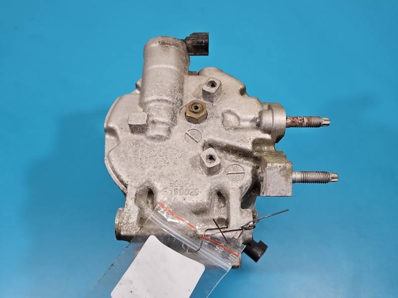 Компрессор кондиционера Ford Kuga GV61-19D629-CC — фото детали 6