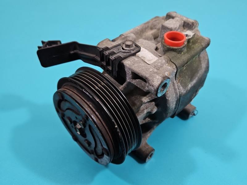 Компрессор кондиционера Ford KA 51717318