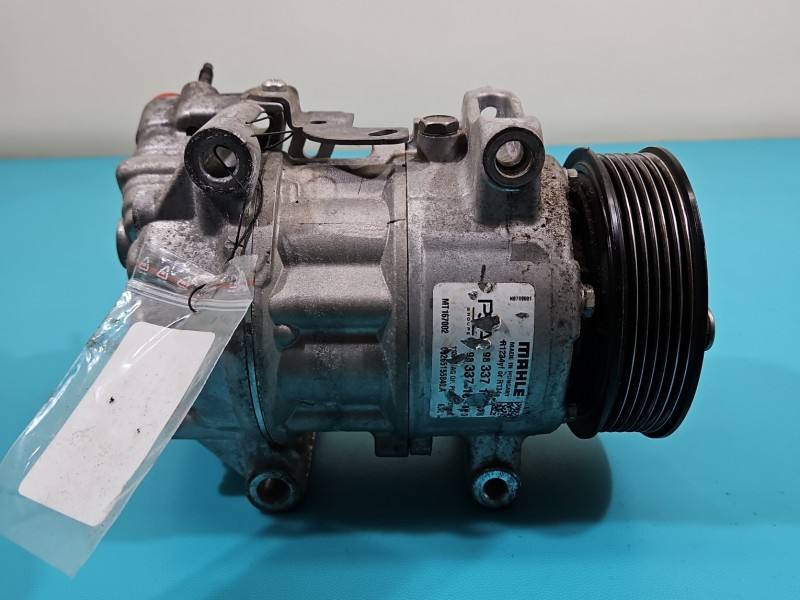 Компресор кондиціонера Opel Astra L 9833718980 — фото деталі 3