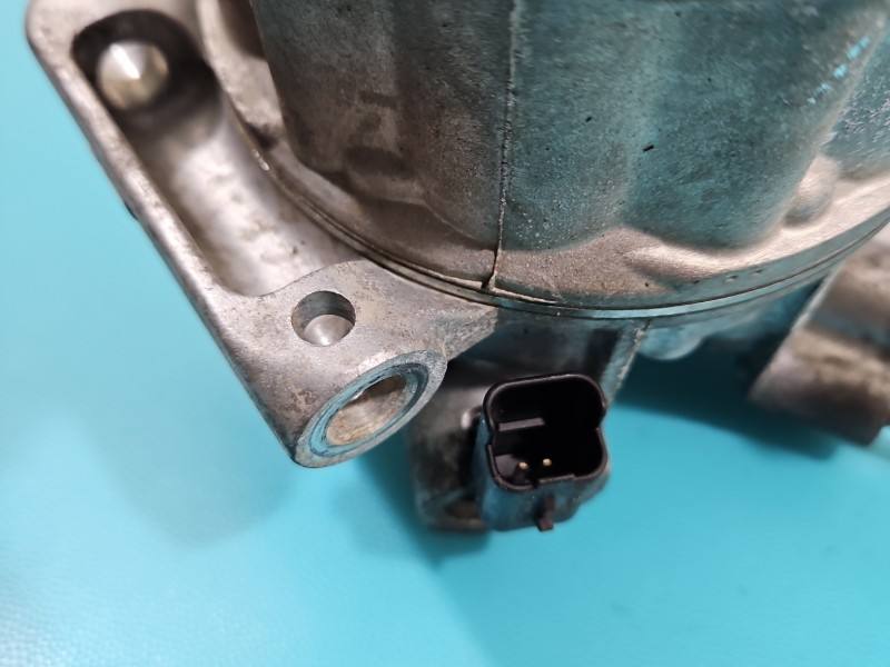 Компресор кондиціонера Opel Astra L 9833718980 — фото деталі 9
