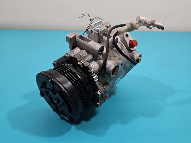 Компресор кондиціонера Suzuki Swift KTT090079