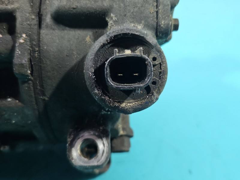 Компрессор кондиционера Toyota Rav4 447260-1256 — фото детали 4