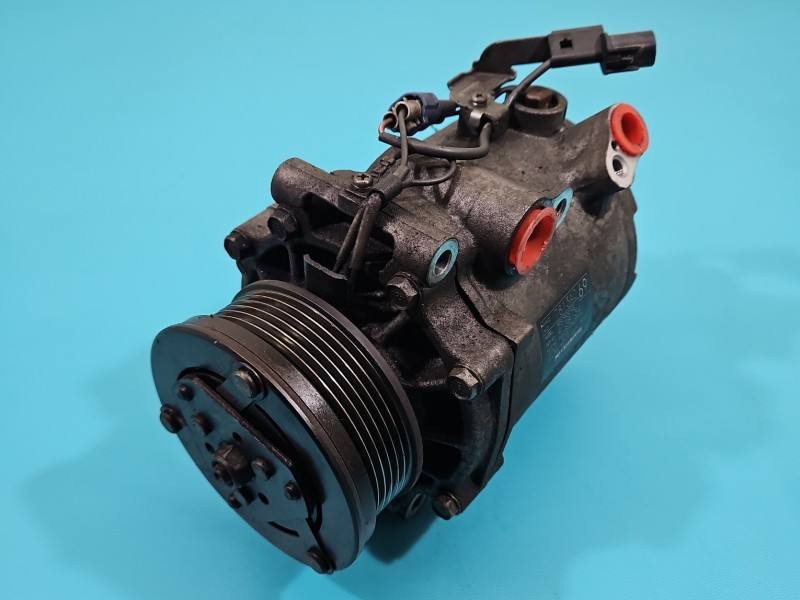 Компресор кондиціонера Mitsubishi Outlander 7813A069