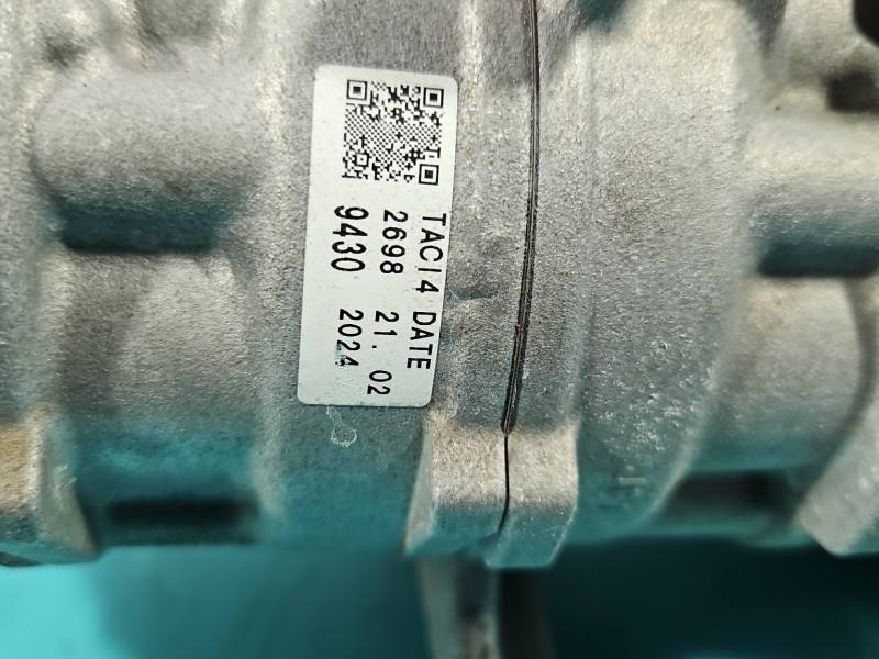 Компресор кондиціонера Suzuki Vitara 447280-5670 — фото деталі 8