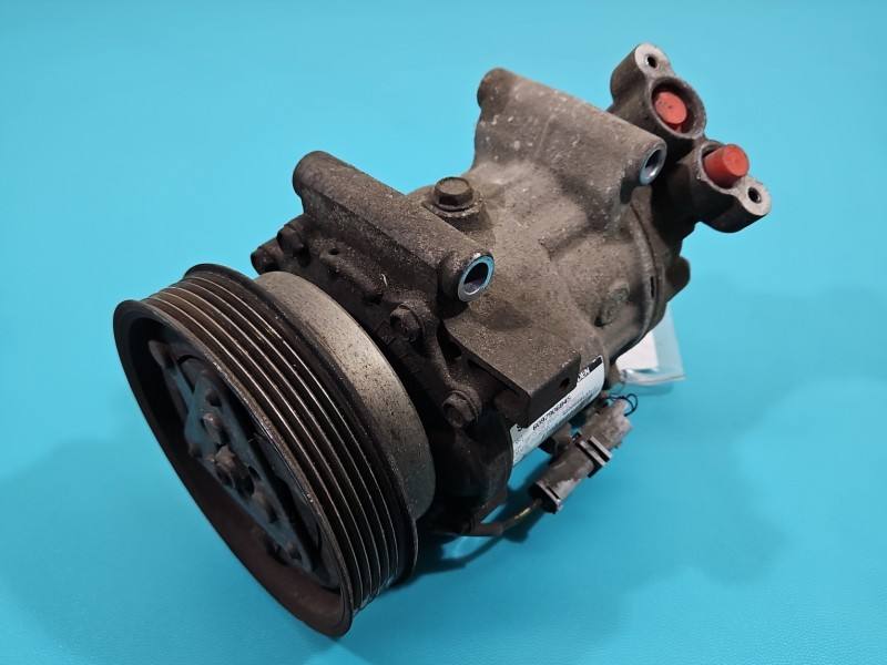 Компресор кондиціонера Renault Clio 8200866437