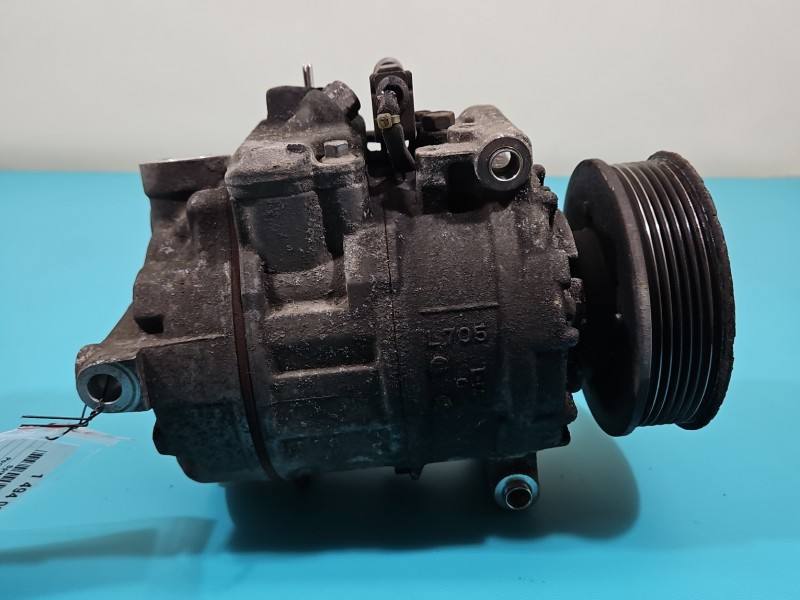 Компресор кондиціонера Porsche Cayenne 7L6820803D — фото деталі 3
