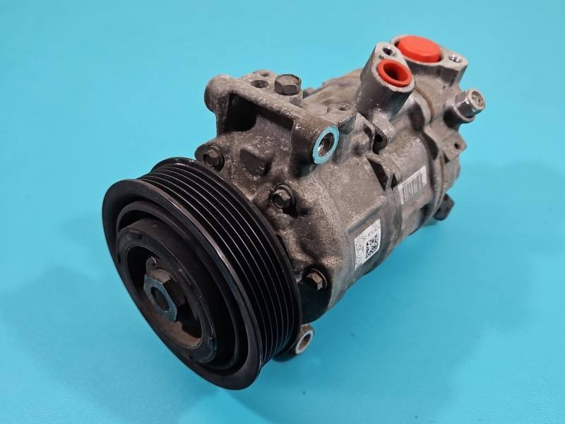 Компресор кондиціонера Audi A5 8T 8T0260805E